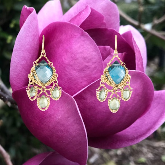 SOLD -Anthony Nak 18k Topaz Tsai Green Sapphire Earrings - Picture 2 of 4